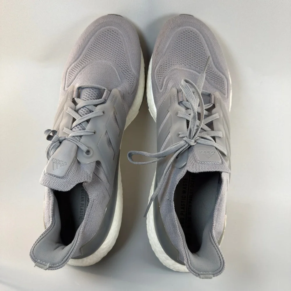 Adidas Ultraboost 22 Mens 14 Running Shoes Gray White Lace Up Low Sneakers Boost